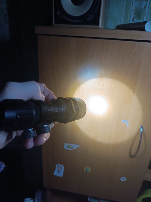 Продам SUREFIRE A206013 фонарик