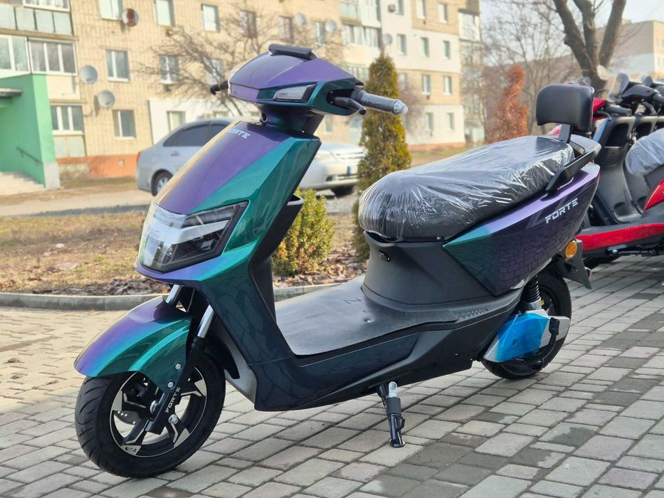 Скутер акумуляторний  FORTE RANGER (2кВт/72вольт)