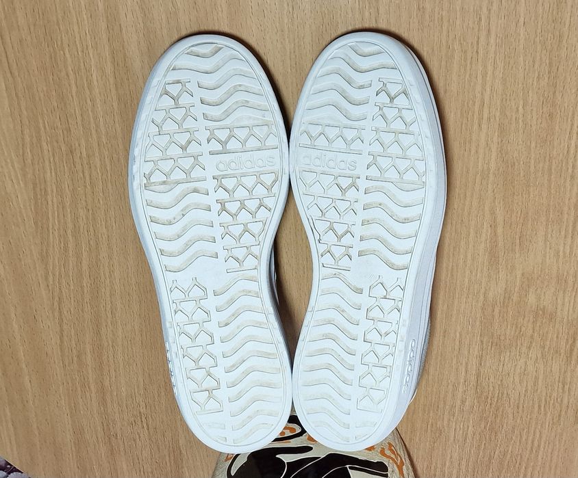 Кроссовки на платформе Adidas (37 размер)