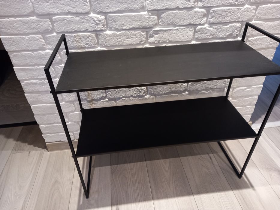 Konsolka. 60x77 szer.30cm.