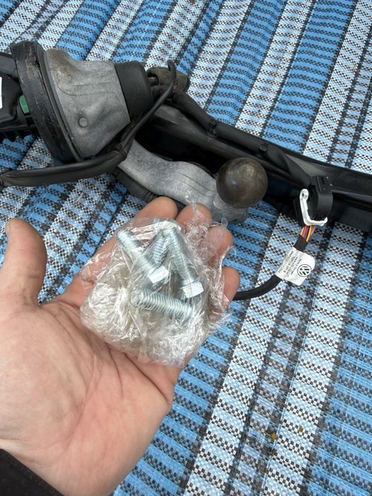 Фаркоп електро Volkswagen Tiguan 2 Seat Terraco