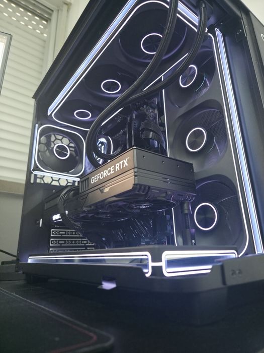 PC Gaming High-End | RTX 5080 16GB | Ryzen 7 9800X3D | 32GB DDR5 | 2TB 990 PRO