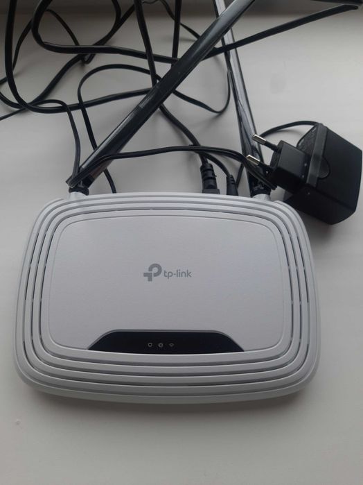 Роутер маршрутизатор TP-Link- WR841N(EU)