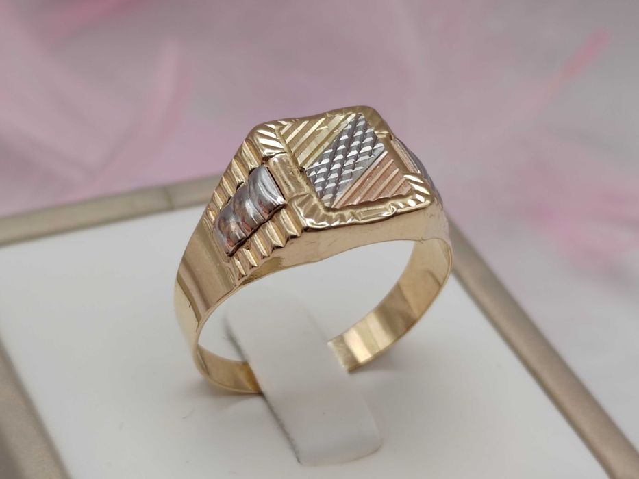 NOWY Złoty Sygnet r27 / Złoto 585