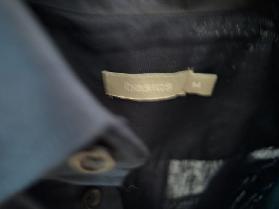 Camisas de homem M e L desde 3,5€
