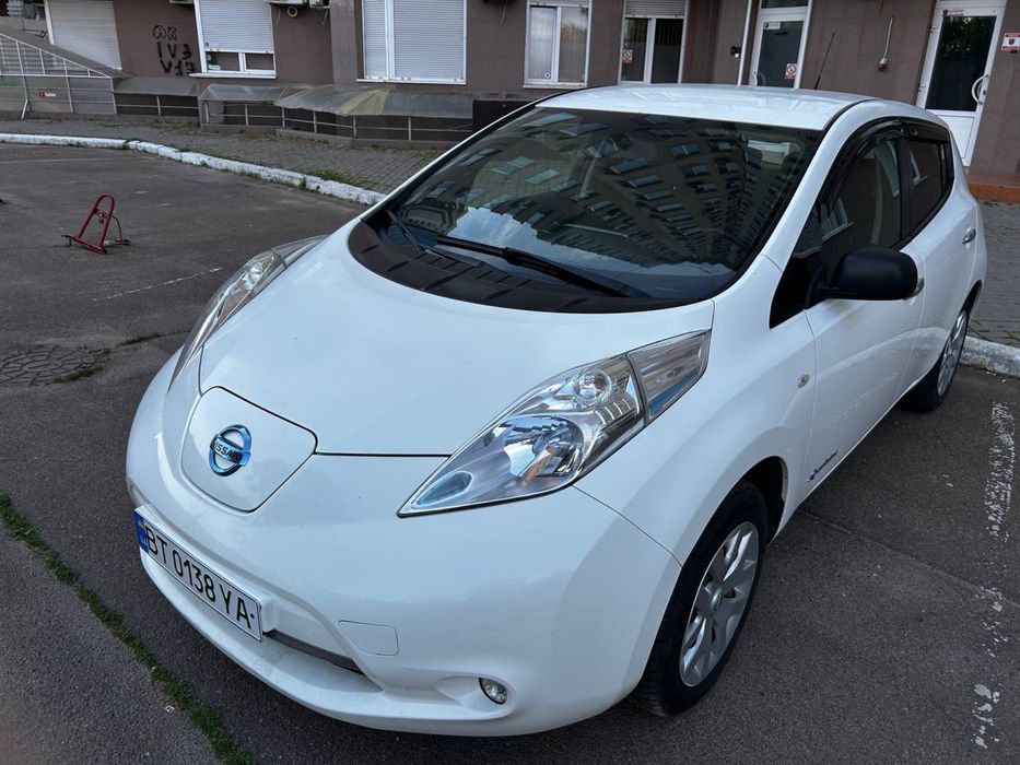 Продам Nissan Leaf 24 kw, установлена вебаста