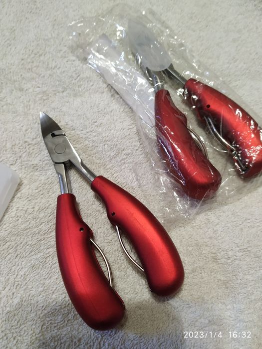 Кусачки для ногтей или радиоэлектроники