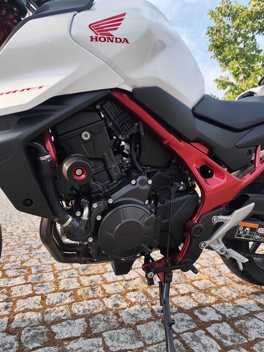 Honda CB 750 Hornet irrepreensível