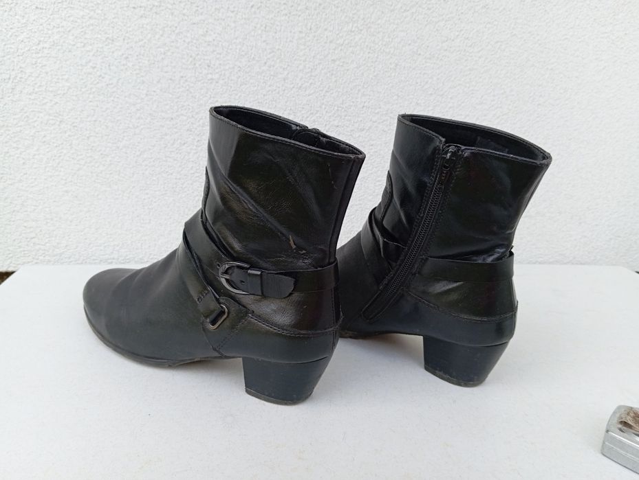 Krótkie skórzane botki r 38