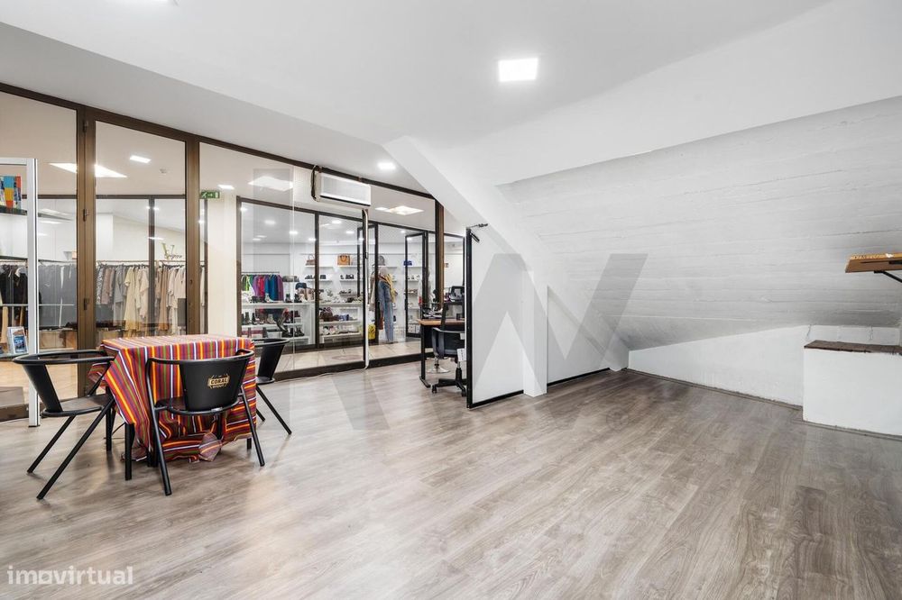 Espaço comercial para venda no coração do Funchal