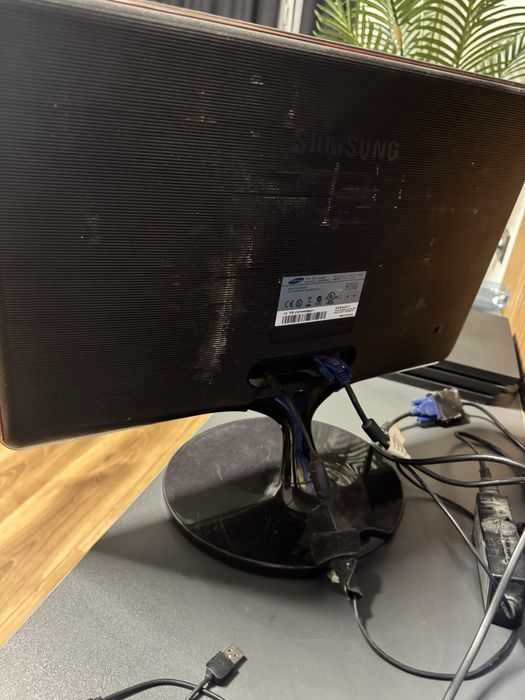 Монітор Samsung SyncMaster SA350