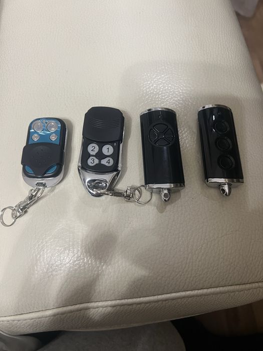 Пульти до воріт