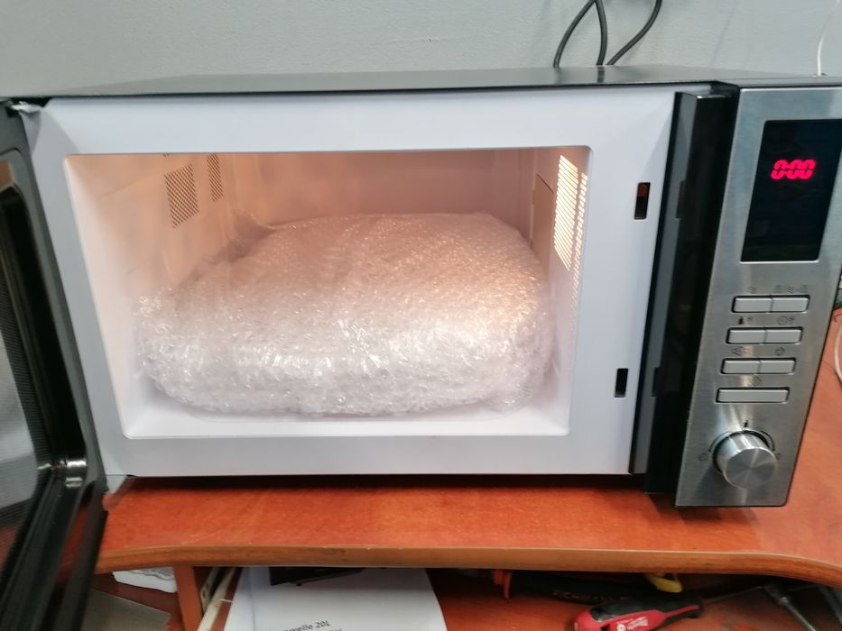 Mikrofalówka Quigg m32