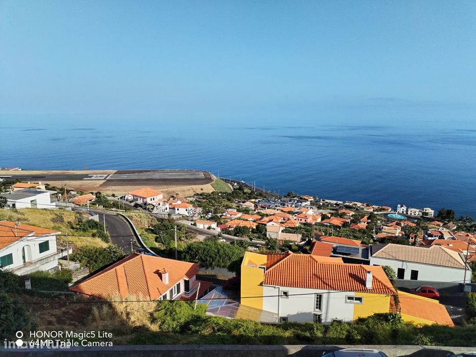 Apartamento T2 Mobilado para Arrendamento – Santa Cruz, Madeira