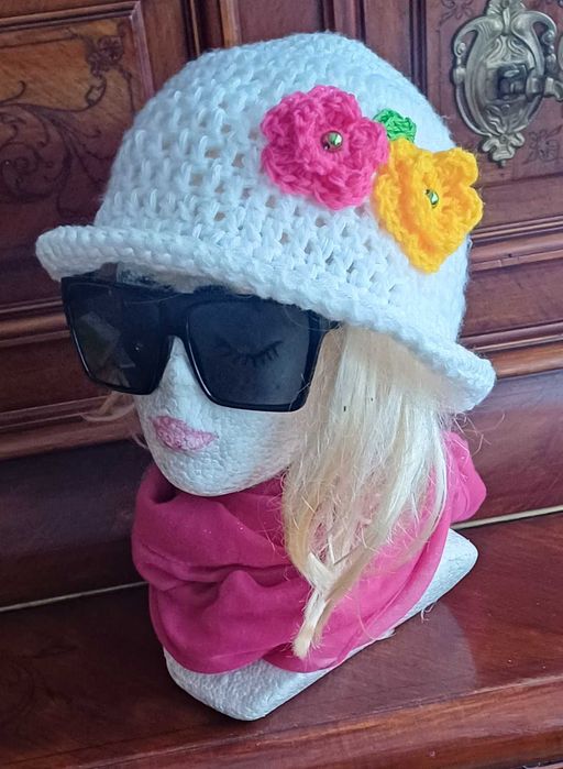 Szydelkowy kapelusik dla pań- do wyboru