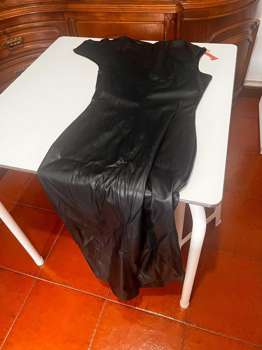 Vestido Midi Preto