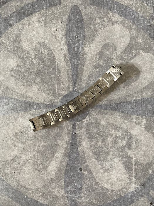 lacoste bracelet y2k w srebrnym wykończeniu