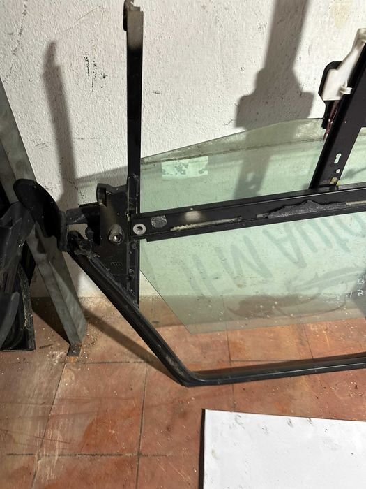 Elevador vidro trás Esq e drt Audi A4 B6 e B7