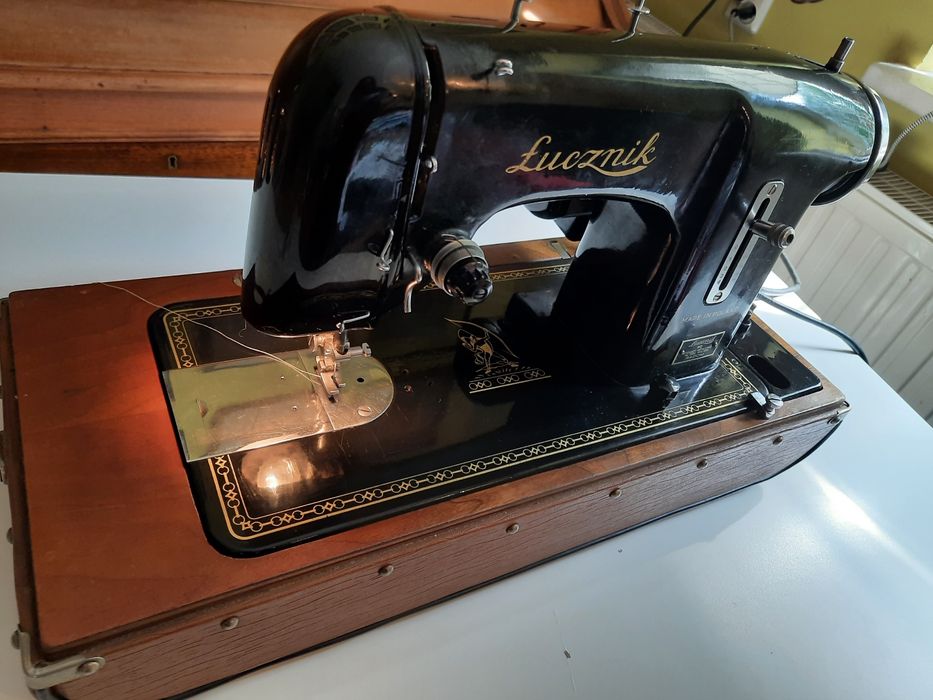Maszyna do szycia Łucznik 92