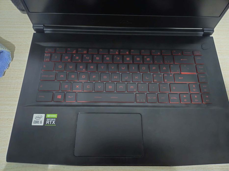 Sprzedam laptop gamingowy