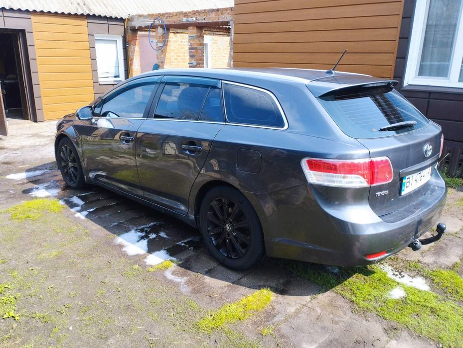 Продам Тойота Авенсіс