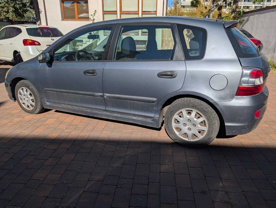 Honda Civic 1.4 2005 | 5-drzwiowy Hatchback | OC + przegląd | Do naprawy | Do negocjacji