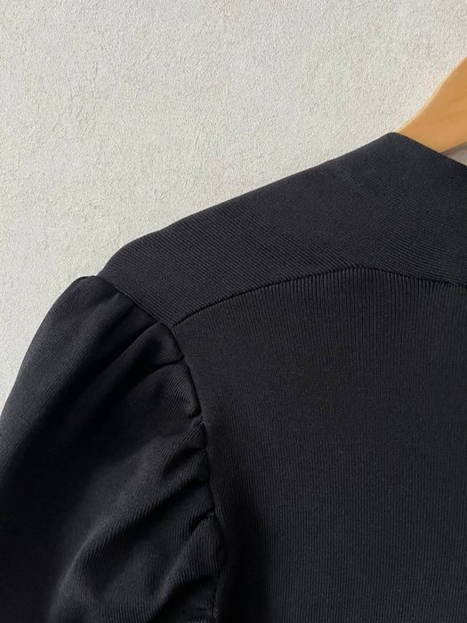 Елегантне чорне плаття zara