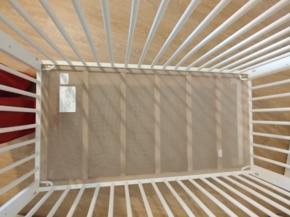 Berço IKEA GULLIVER + colchão KRUMMELUR + revestimento LENAST