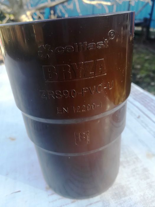 Продаю соединительную муфту водосточной трубы " BRYZA "диаметр-90мм