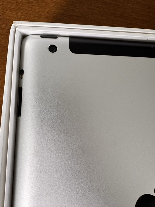 Ipad 4 wifi + cellular (LTE)