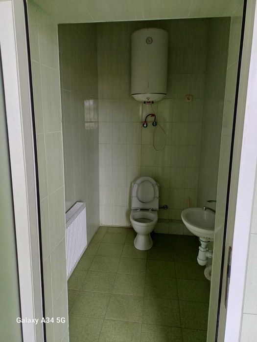 Сдам помещение 80 кв.м.  на закрытой территории в Холодногорском р-не