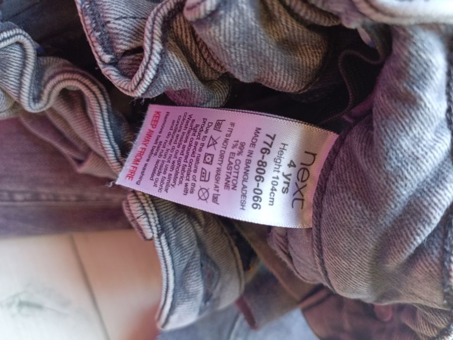 Дитячі джинси та штани,  підійдуть навіть для дівчинки