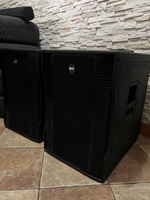 Nagłośnienie RCF Evox 12 mało używane