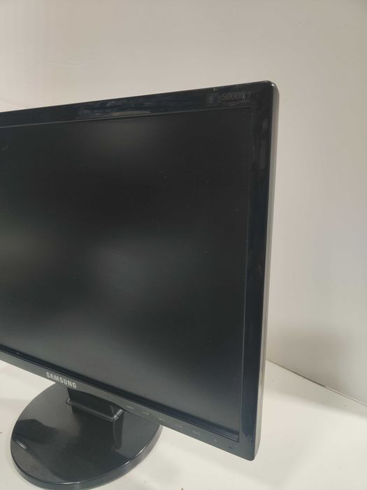 Monitor Samsung SyncMaster 943NWX, de 19''