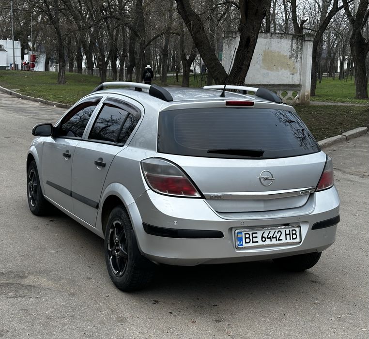 Opel Astra H 2008 • 1.4 Газ/Бензин • Механіка