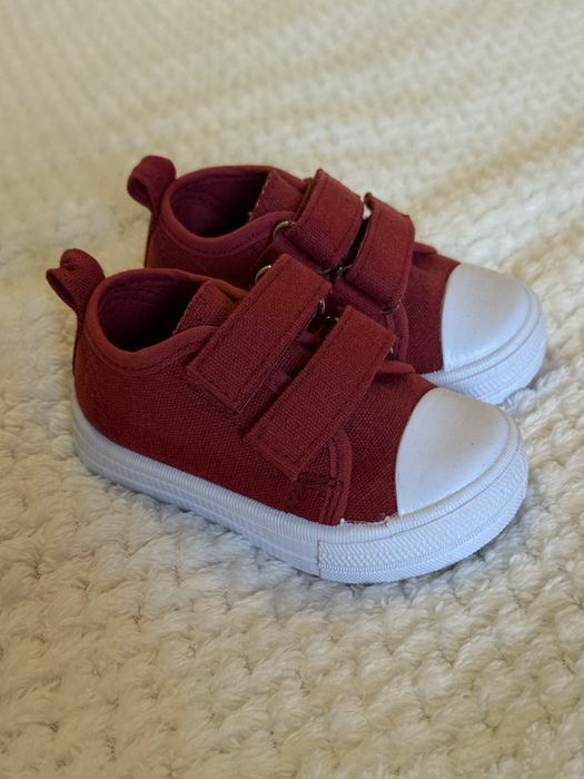 Продам кеды детские