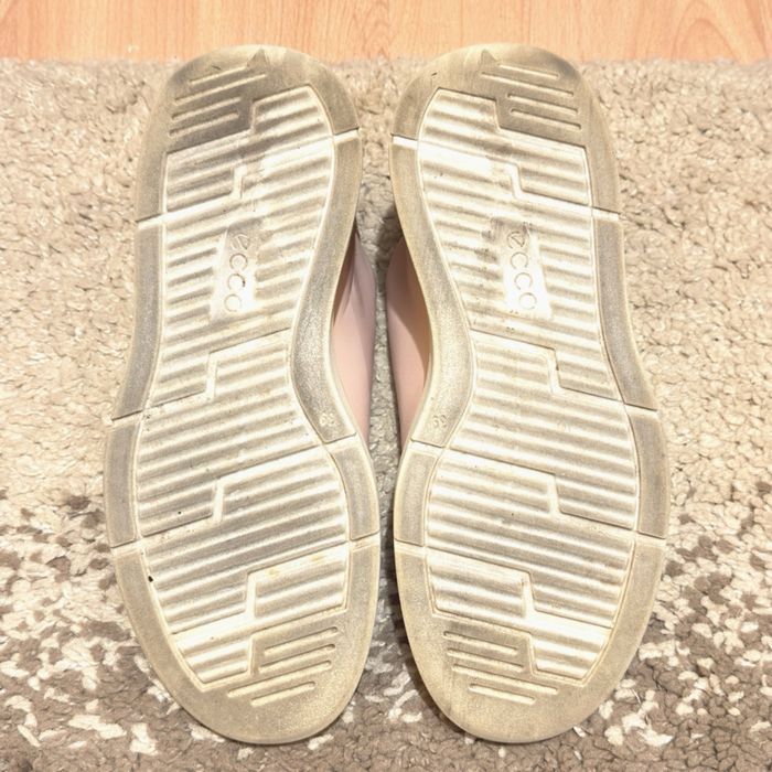 Damskie sneakersy marki  ECCO 39 r