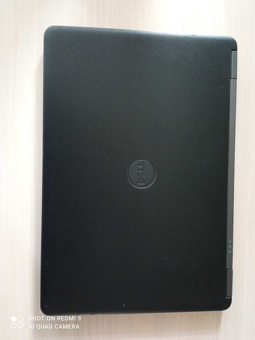 Laptopy Dell Latitude 7000