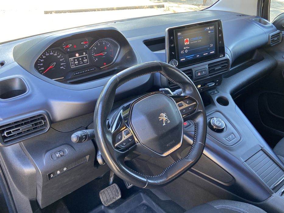 Peugeot Rifter Allure 1.5 bluehdi 130cv eat8