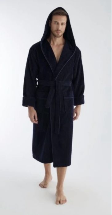 Długi szlafrok męski z kapturem
