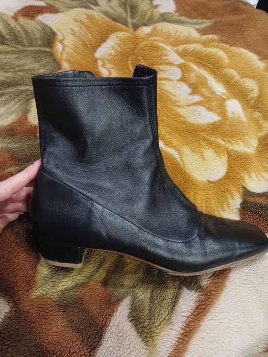 Продам дуже гарні шкіряні черевики!