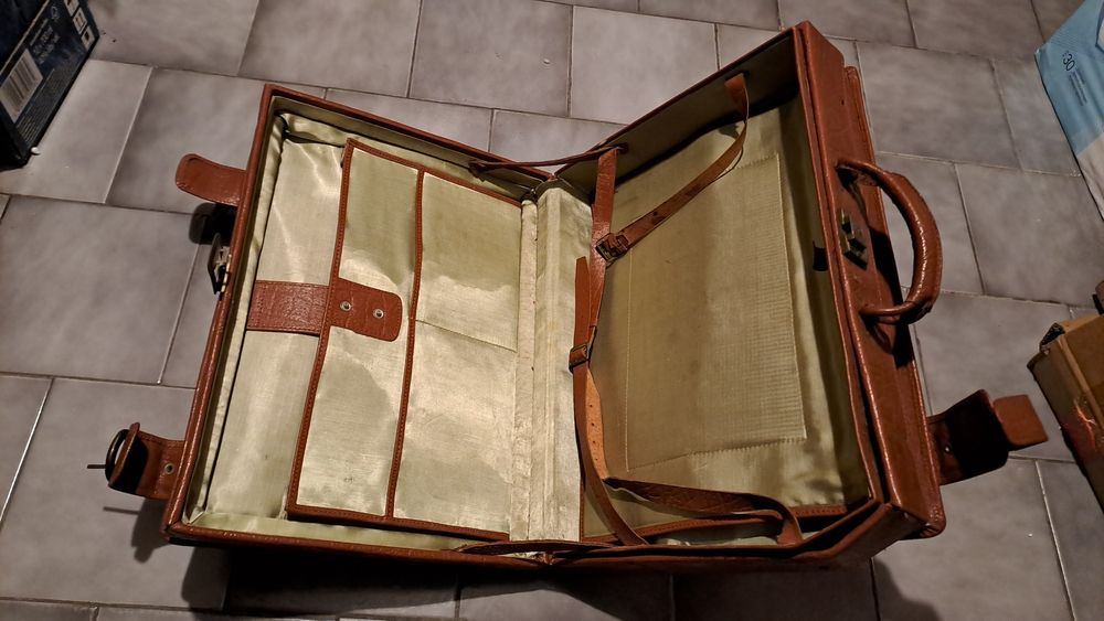 Walizka skórzana zabytkowa PRL