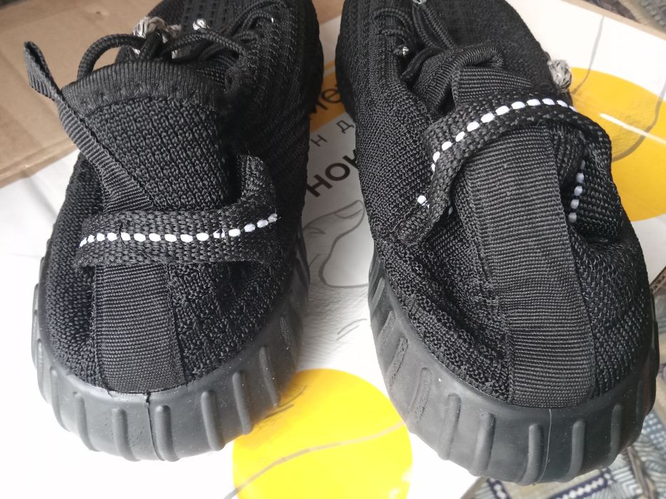 Макасини кеди ..