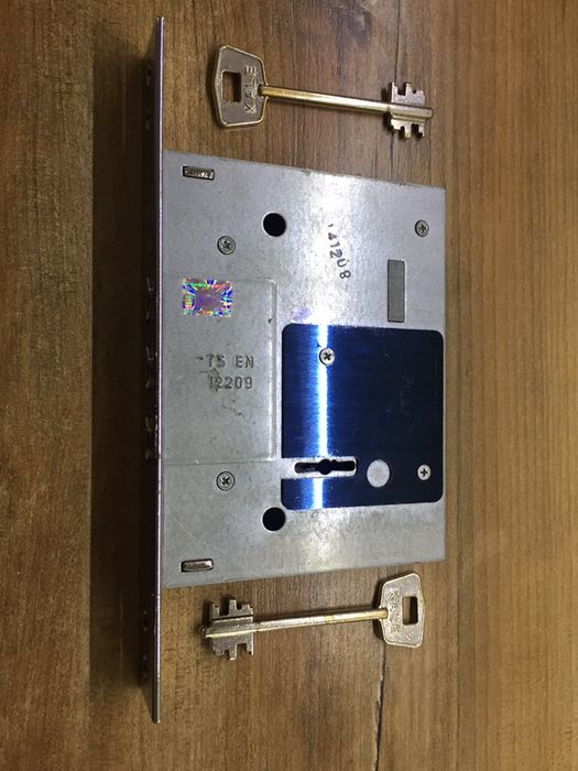 Замок Kale 257L 2 ключі