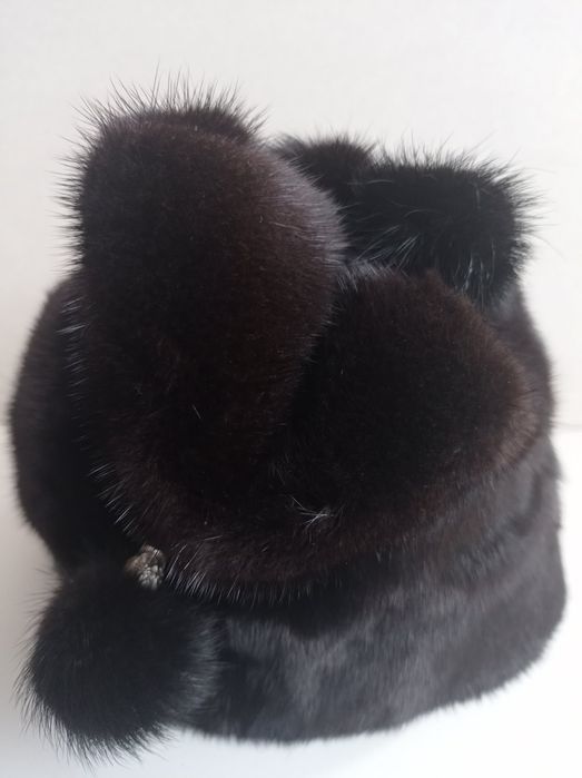 Шапка норкова жіноча