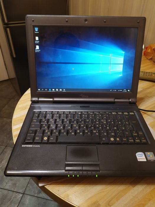 Ноутбук Fujitsu Siemens 2х ядерный