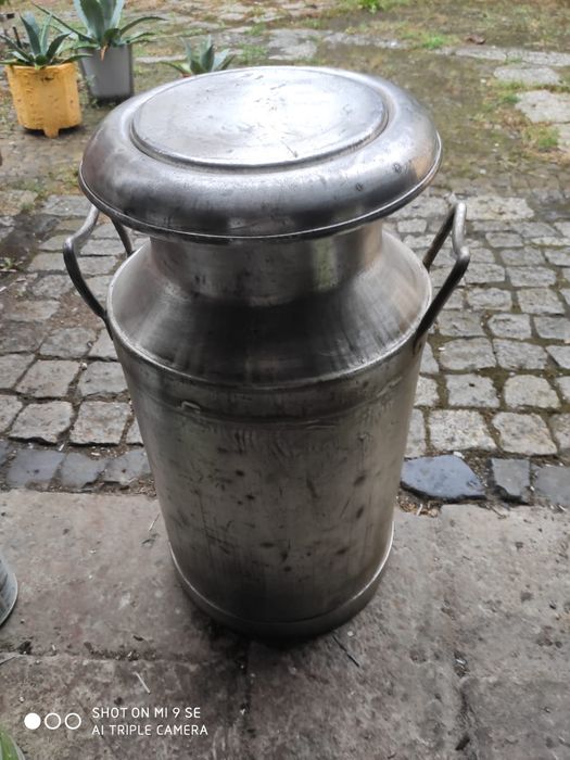 Stara bańka na mleko