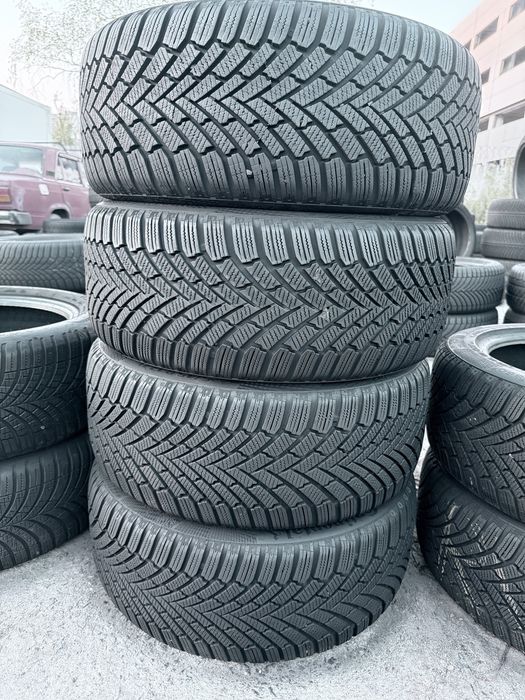 225 45 17 Continental TS860 90% Шини Зима