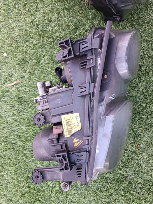 Óticas xenon bmw E46 Compact originais impecáveis como Novas