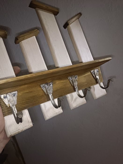 Ключниця з раритетними крючками